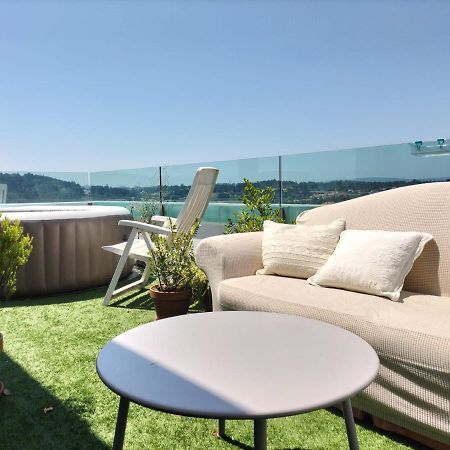 Preciosa Habitacion Suite En Atico Con Terraza ซานติอาโก เด กอมโปสเตลา ภายนอก รูปภาพ
