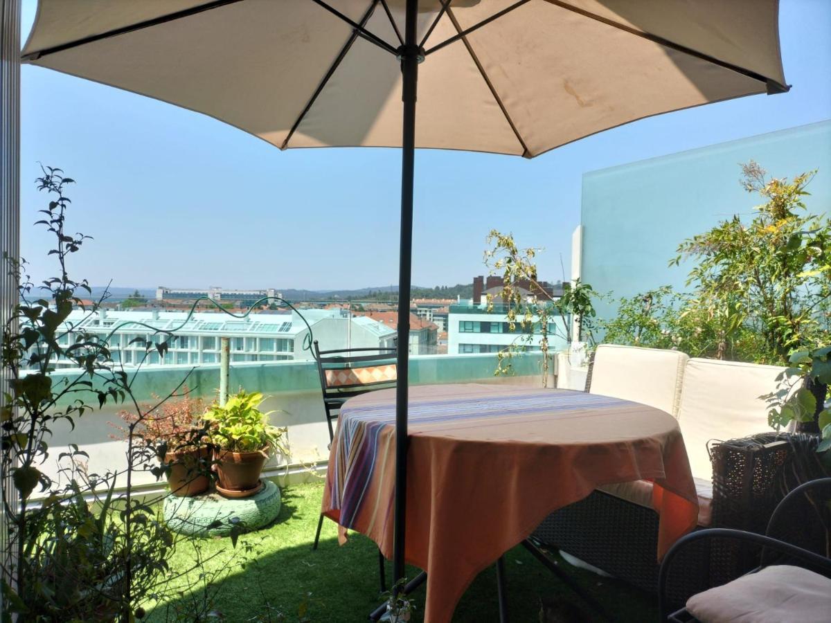 Preciosa Habitacion Suite En Atico Con Terraza ซานติอาโก เด กอมโปสเตลา ภายนอก รูปภาพ